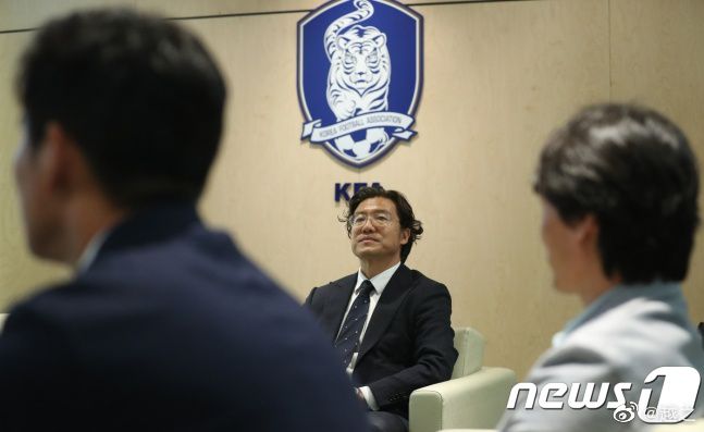 7777奇米四色眼影米奇四色